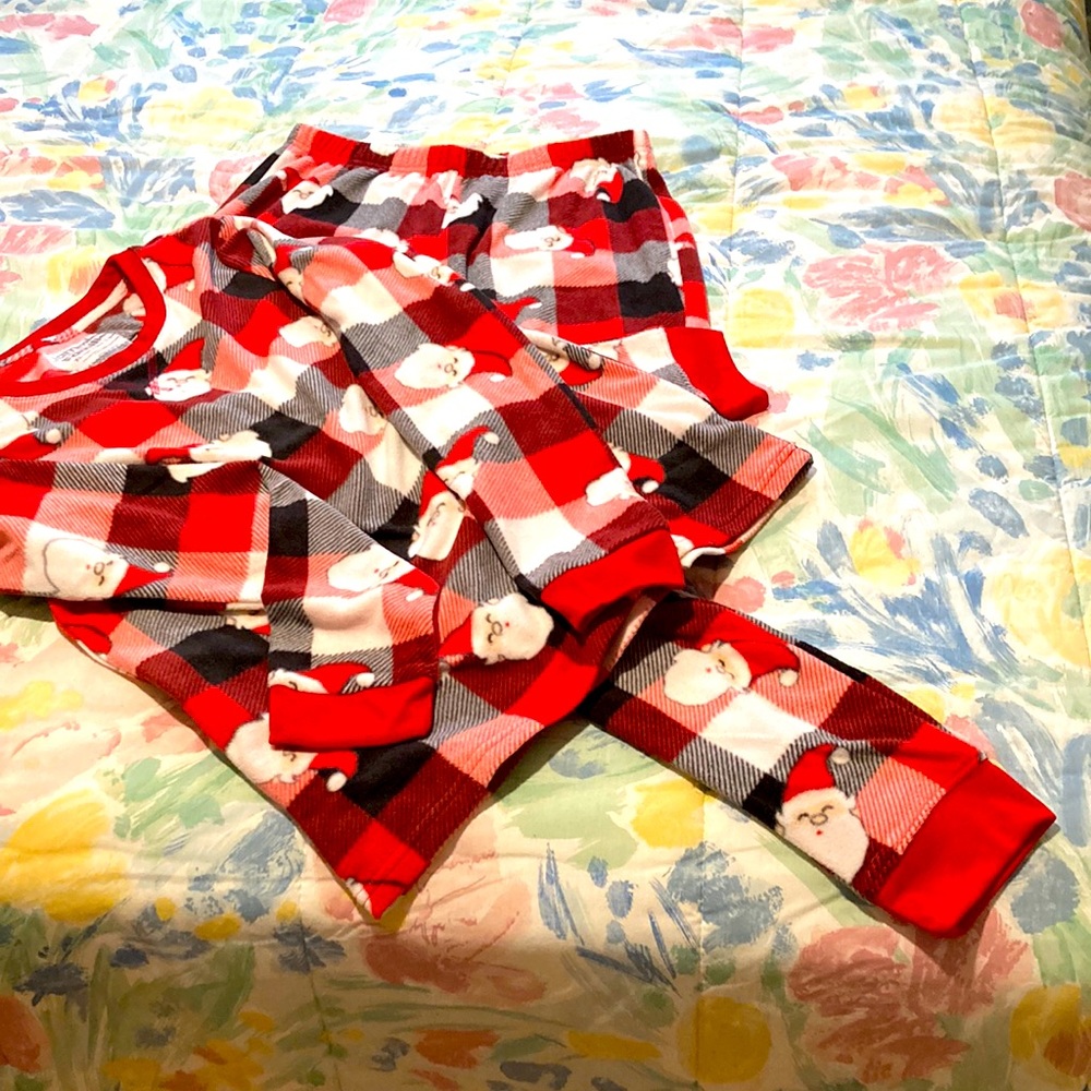 Christmas Santa Clause Pajamas/Girls XL- Never slept in